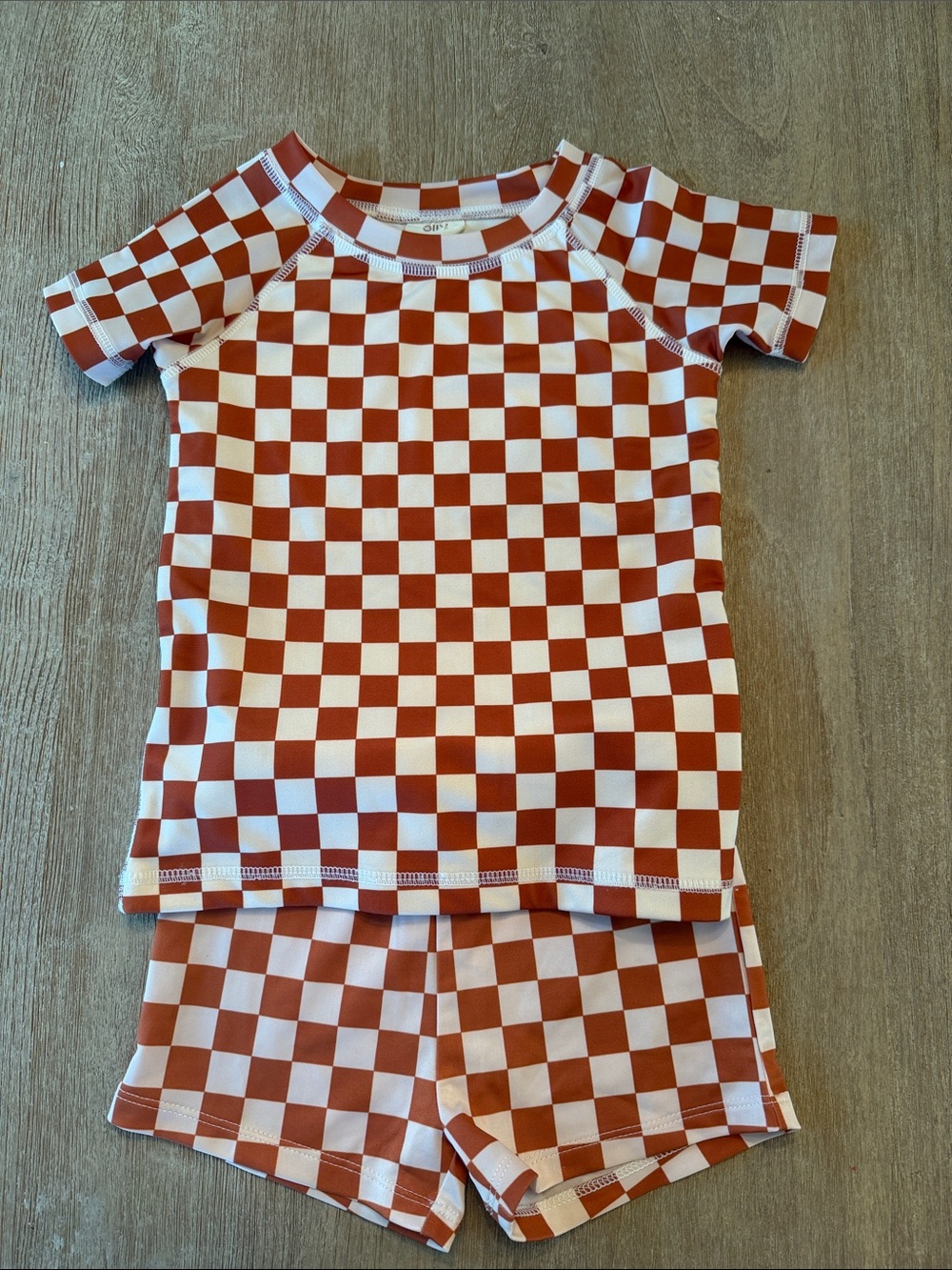 Kids Checkerboard Rashguard Set - Rust & White